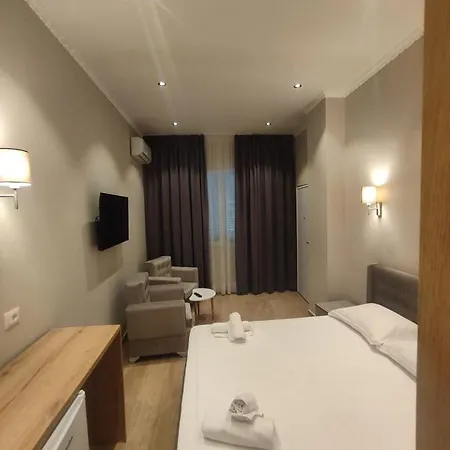 Edi Murrizi Golem (Tirana)